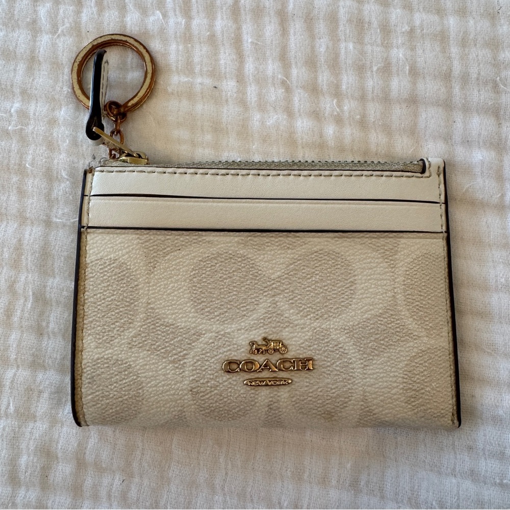 Coach Signature Canvas ID Card Wallet with Key Ring